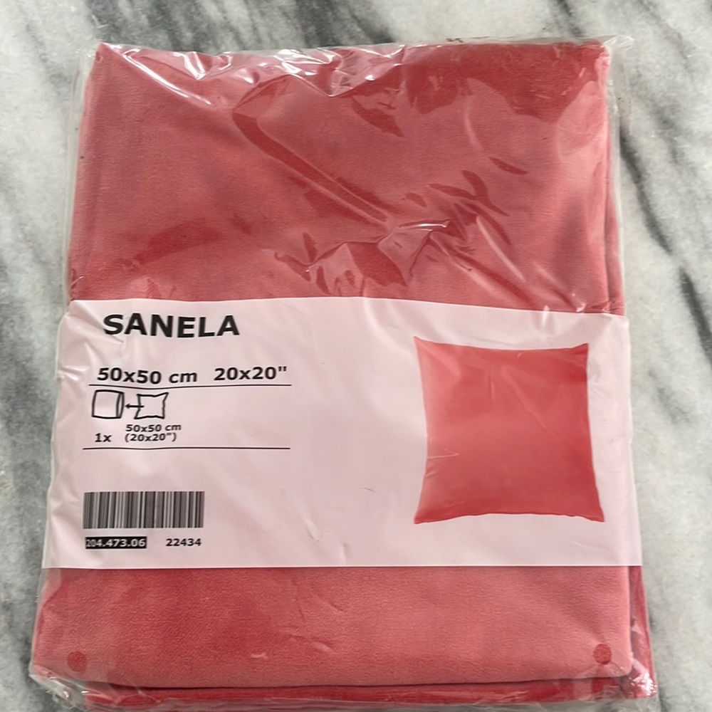 Pillow cover